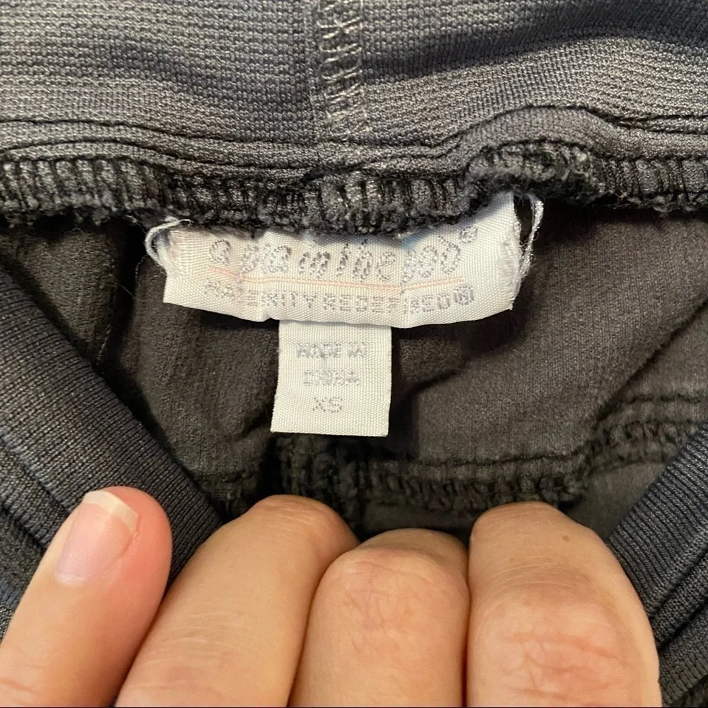 A Pea in the Pod | Gray Corduroy Skinny Pants Size XS